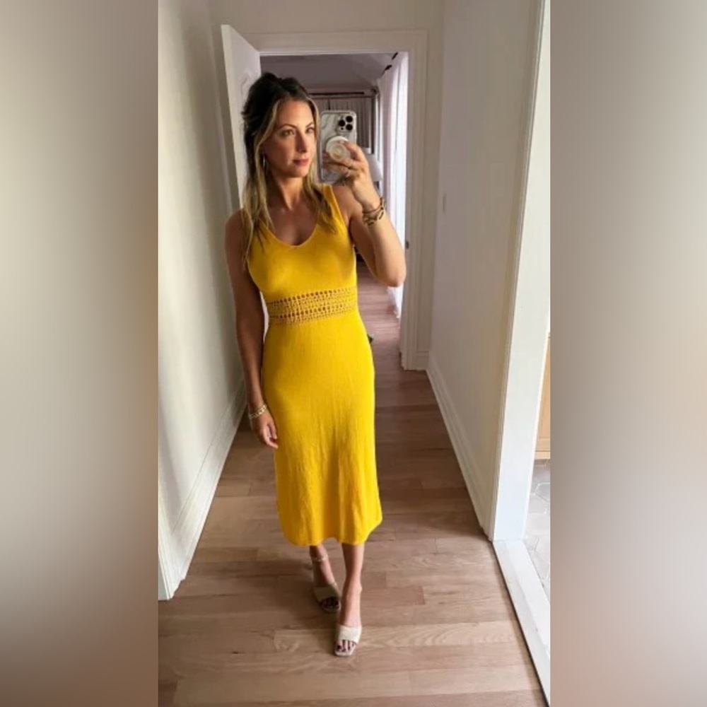 H&M Mustard Yellow Crochet Waist V-Neck Knit Midi Dress Size M - Picture 8 of 9